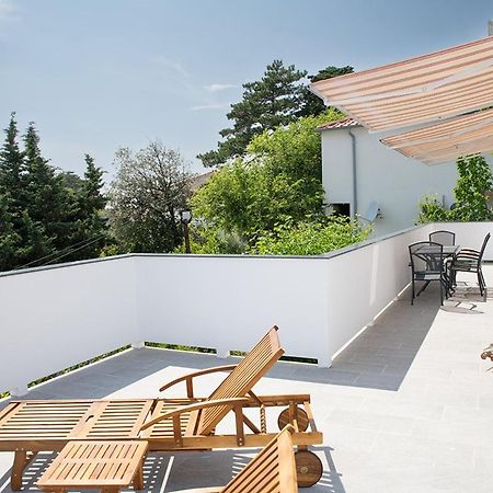 Apartmani Vrtodusic Banjol Екстериор снимка