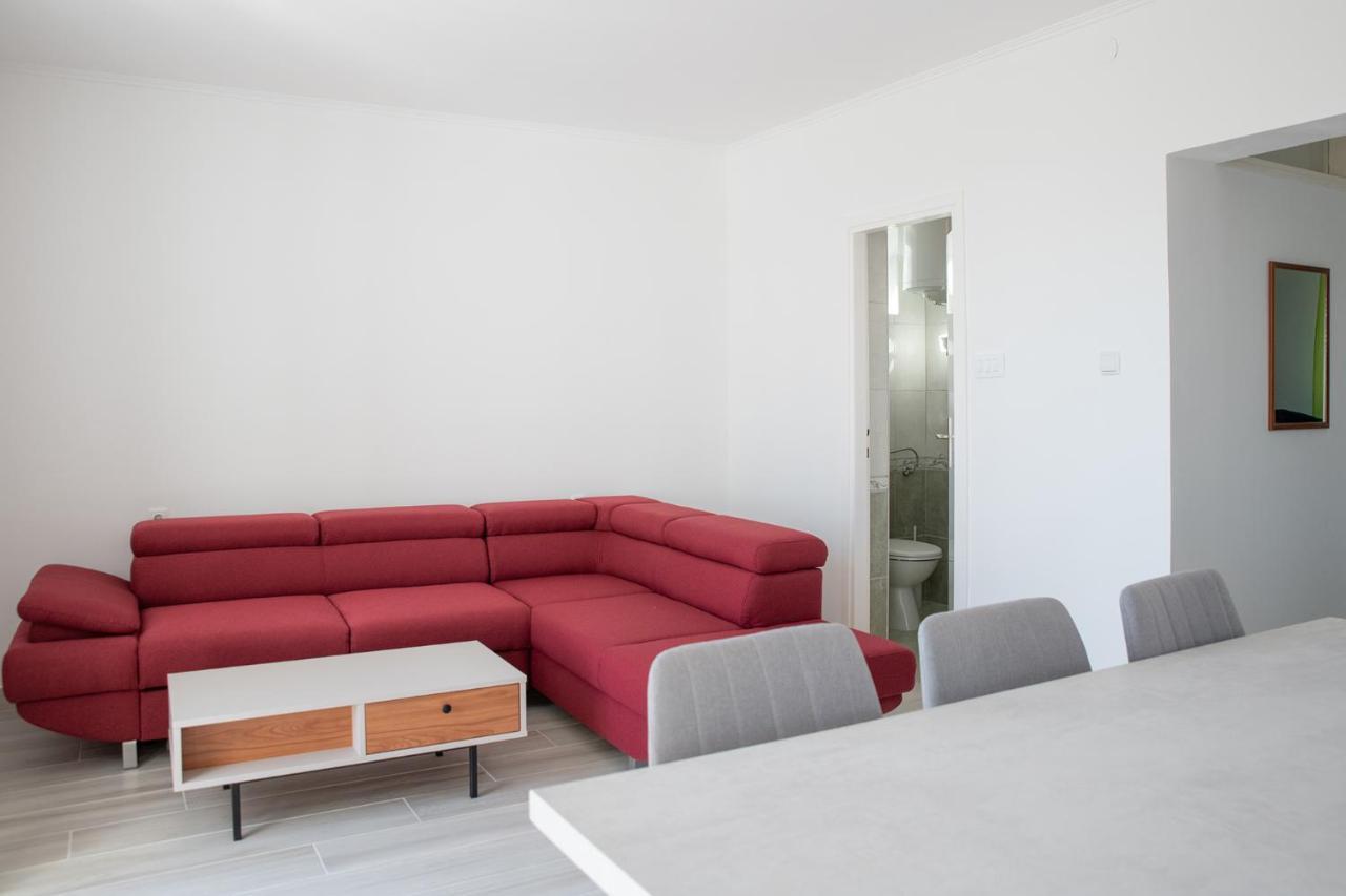 Apartmani Vrtodusic Banjol Екстериор снимка