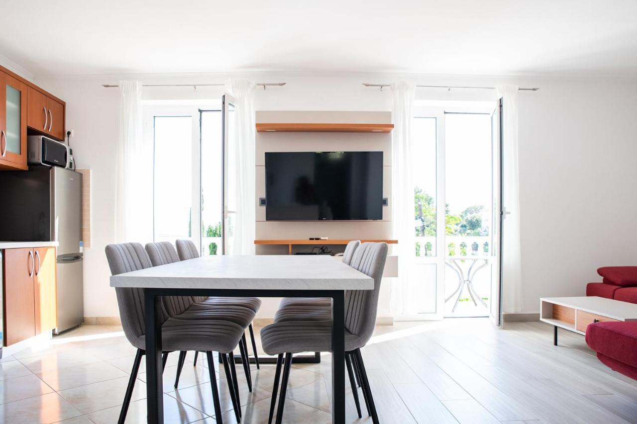 Apartmani Vrtodusic Banjol Екстериор снимка